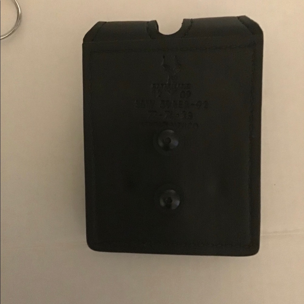 Safariland Magazine Holder, Double (NWT) - Picture 4 of 4